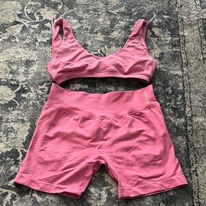 Dfyne Women's IMPACT Pink Sports Bra M and Shorts L